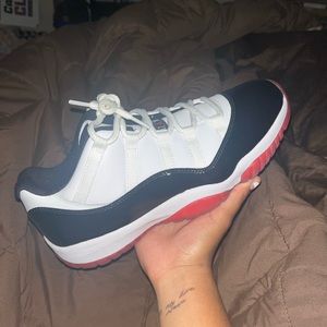 Jordan 11 low “concord bred”